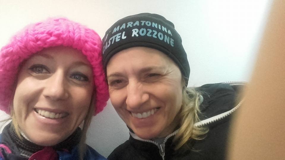 Raffaella Preatoni e Giusy Verga sfidano freddo e pioggia alla Stramagenta 
